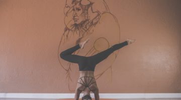5 Connections That Tie Veganism And Yoga Together